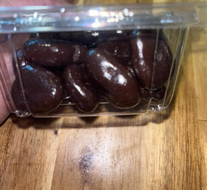 Country Sweets 8 oz Georgia Dark Chocolate Amaretto Pecans